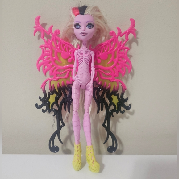 Monster High Toys Mattel Monster High Bonita Femur Freaky Fusion Doll Nude With Wings And